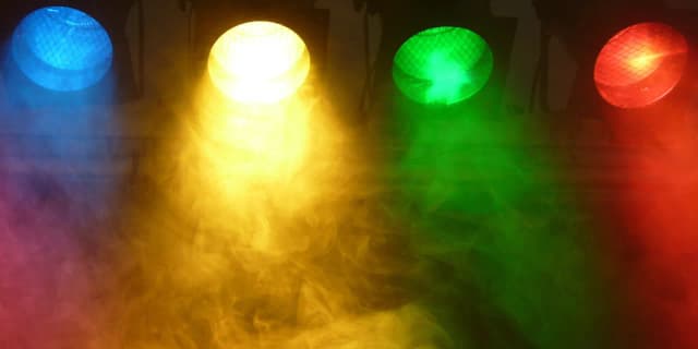 Światło RGB: Jakie są zastosowania i jak efektywnie je wykorzystać? Światło RGB: Jakie są zastosowania i jak efektywnie je wykorzystać?