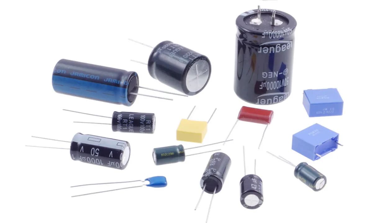 Zasada działania kondensatora: Jak działa i gdzie jest używany? Zasada działania kondensatora: Jak działa i gdzie jest używany?