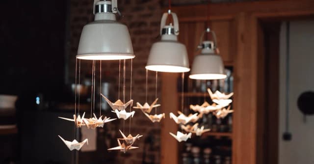 Jak zrobić żurawia z origami: Krok po kroku do perfekcji Jak zrobić żurawia z origami: Krok po kroku do perfekcji